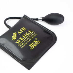 bomba apertura carro mediana