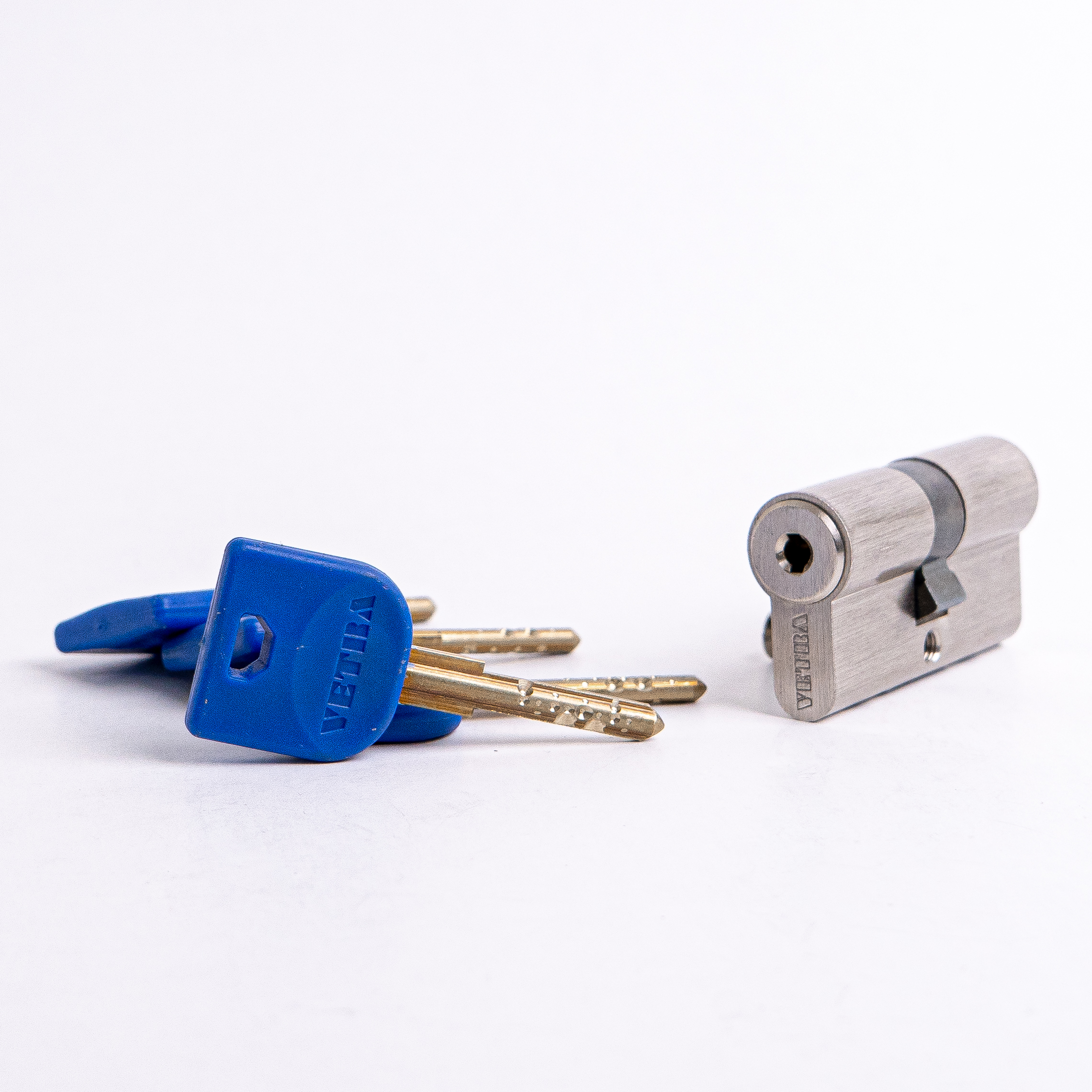 cilindro vetra especial 60mm ll ll 5 llaves alta seguridad tarjeta codigo s/n x18u cilindro vetra especial 60mm ll ll 5 llaves alta seguridad tarjeta codigo s/n x18u